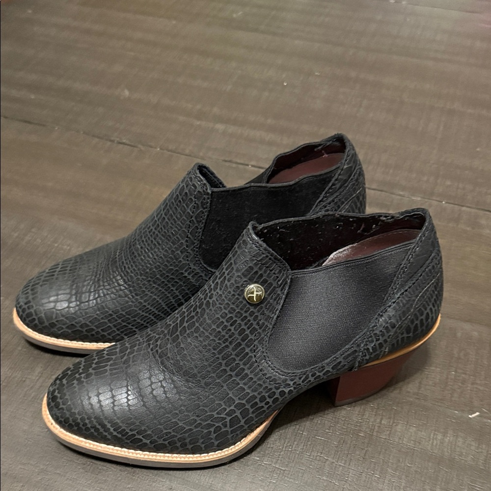Black Textured Men's Shoes